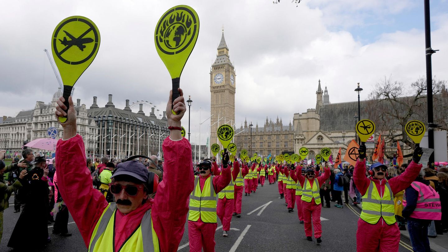 Neues Gesetz: Klimaaktivisten gehen britischer Regierung auf den Geist – die will den 