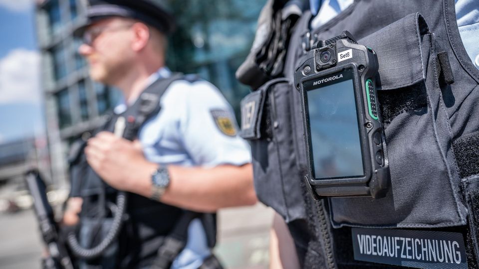 Bodycams von Motorola kommen unter anderem bei der Bundespolizei zum Einsatz