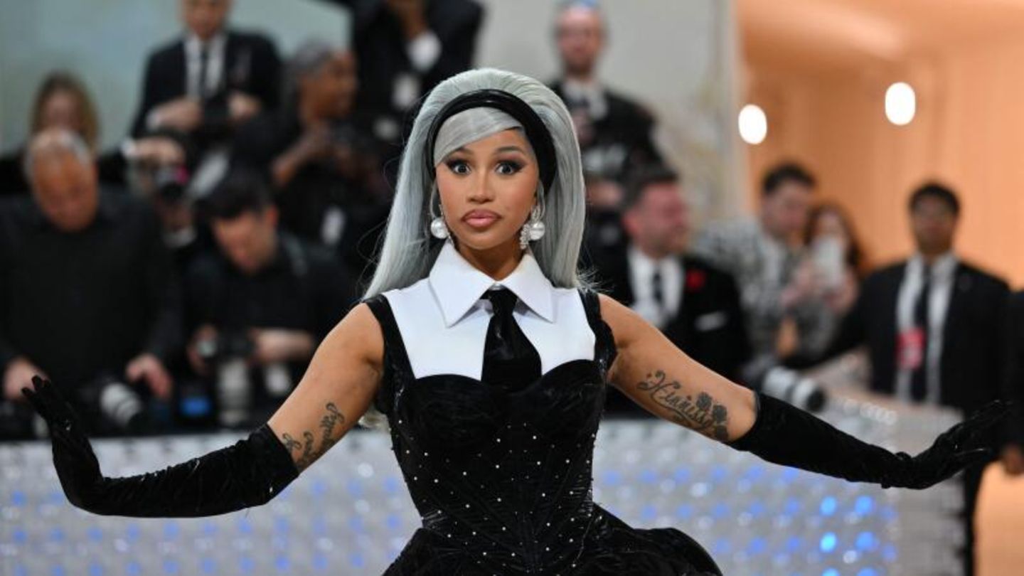 Cardi B