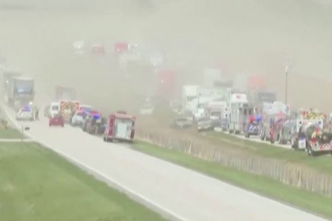 US-Bundesstaat Illinois: Staubsturm löst Massenkarambolage auf Autobahn aus