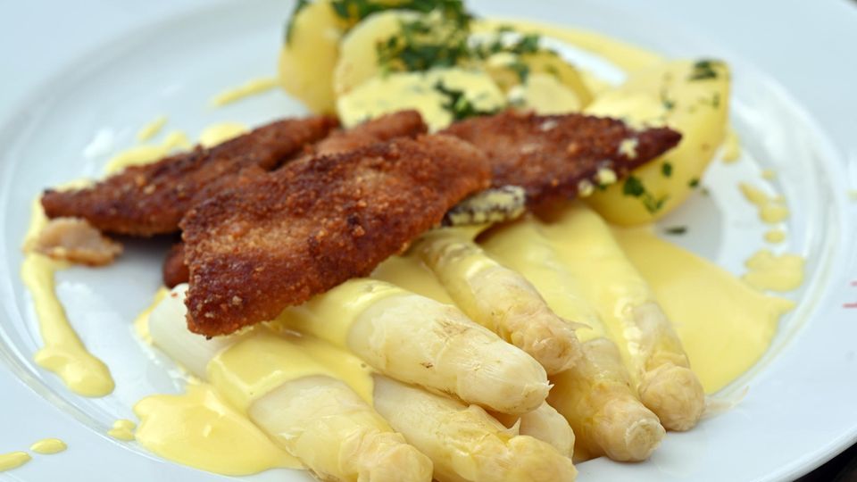 Spargel-Liebe könnte aussterben: Hype um das Gemüse lässt nach | STERN.de