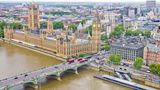 Platz 8: London, Großbritannien. Die Hauptstadt an der Themse ist nicht nur für Royal-Fans ein Anziehungspunkt – im Mai aber besonders für diese. Denn am 6. Mai findet dort die Krönung von König Charles III. statt. 