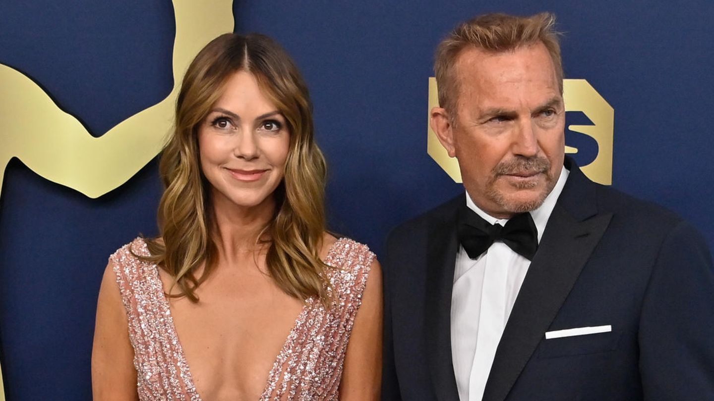 Hollywood-Star: Kevin und Christine Costner bei einer Preisverleihung im Februar diesen Jahres Kevin und Christine Costner bei einer Preisverleihung im Februar diesen Jahres