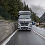 Mercedes Gen2 H2 Truck