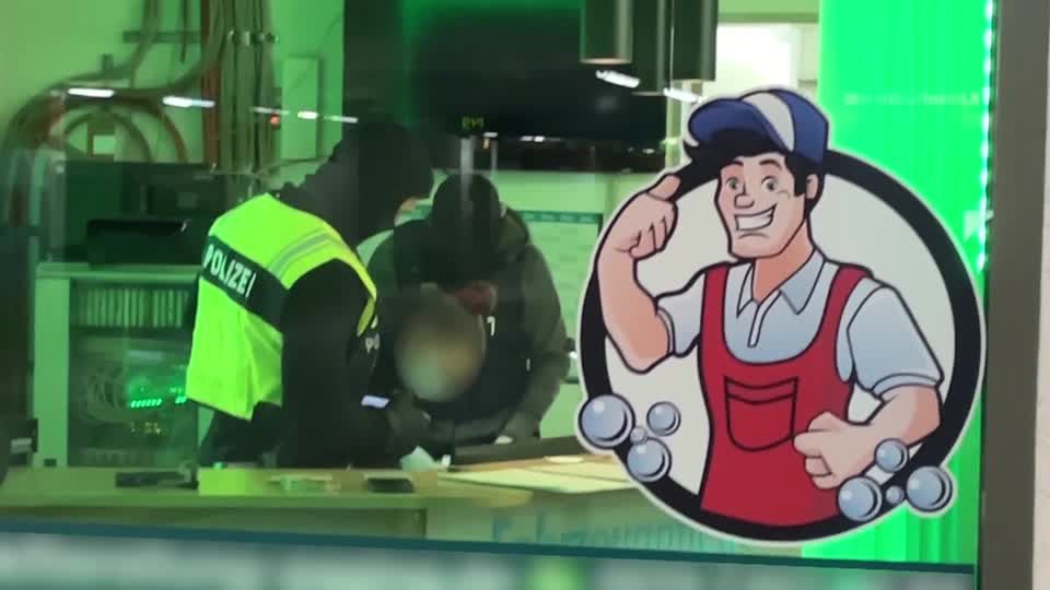 Video: Großrazzia gegen Mafia-Organisation 'Ndrangheta