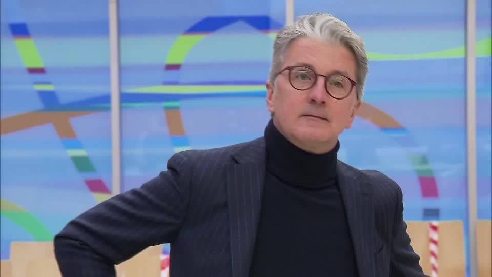 Video: Ex-Audi-Chef Stadler kündigt Geständnis an