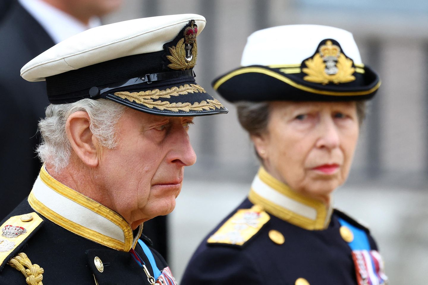 Prinzessin Anne ist die einzige Schwester von König Charles und bekannt für ihre klare Haltung