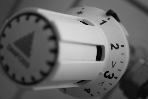 Für Pellets, Öl und Flüssiggas: Wie Kunden an den neuen Heizkostenzuschuss kommen