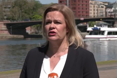 Video: Großrazzia gegen 'Ndrangheta: Faeser lobt Strafverfolgungsbehörden