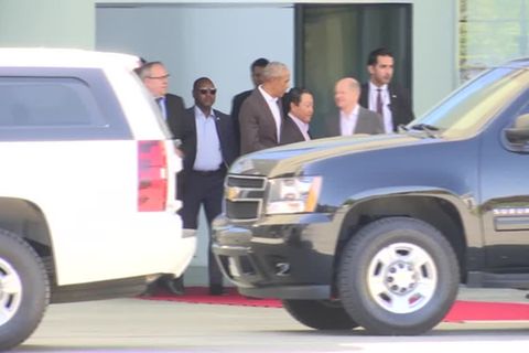 Video: Treffen mit Scholz und Merkel - Ex-US-Präsident Barack Obama zu Besuch in Deutschland