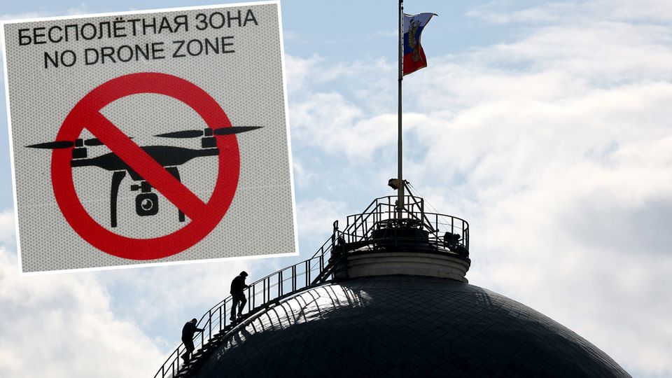 Ukraine Spezial Drohne Kreml Die Fahne des russischen Präsidenten weht auf der Kuppel des Senatspalastes im Moskauer Kreml