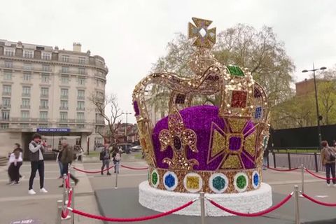 Video: Diese Krone ist die Krönung!