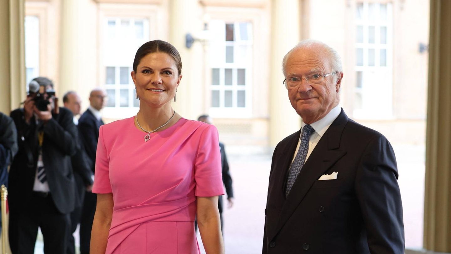 Schwedens König Carl XVI. Gustaf mit seiner Tochter, Kronprinzessin Victoria
