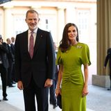 König Felipe VI. von Spanien kommt zusammen mit seiner Frau Letizia zum Empfang