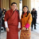In landesüblicher Kleidung: Königin Jetsun Pema von Bhutan und König Jigme Khesar Namgyel Wangchuck