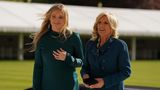 Die First Lady der UA, Jill Biden, gemeinsam mit ihrer Enkelin Finnegan Biden