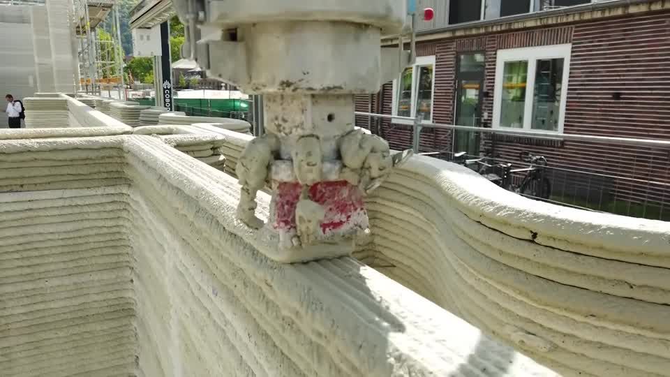 Video: In 140 Stunden fertig - Europas größtes 3D-Druck-Gebäude