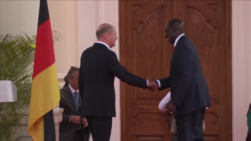 Video: Scholz sieht gutes Geschäftsumfeld in Afrika