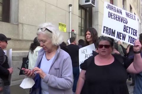 Video: Proteste nach tödlichem Würgegriff in New York