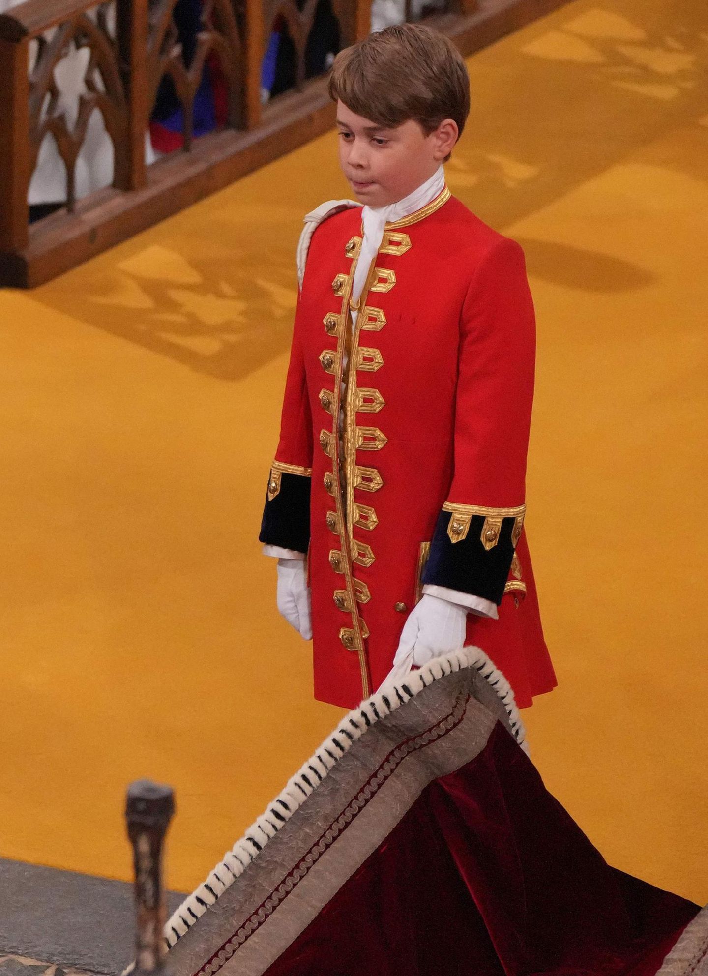 Krönung von Charles III.: Charlotte, Louis und George ziehen die Blicke auf  sich | STERN.de