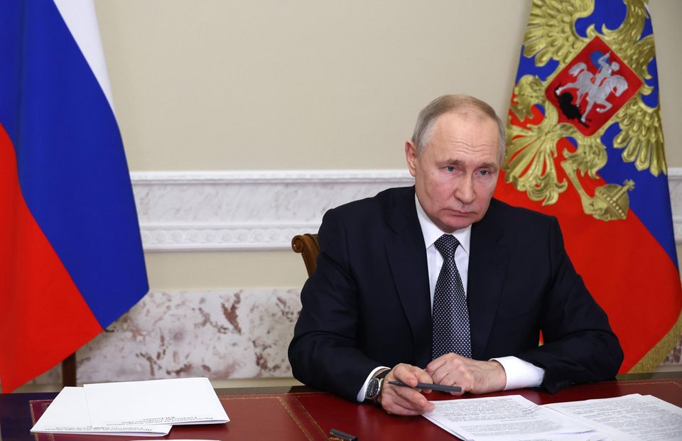 Narzisst und Kriegsverbrecher Putin Narzisst und Kriegsverbrecher Putin