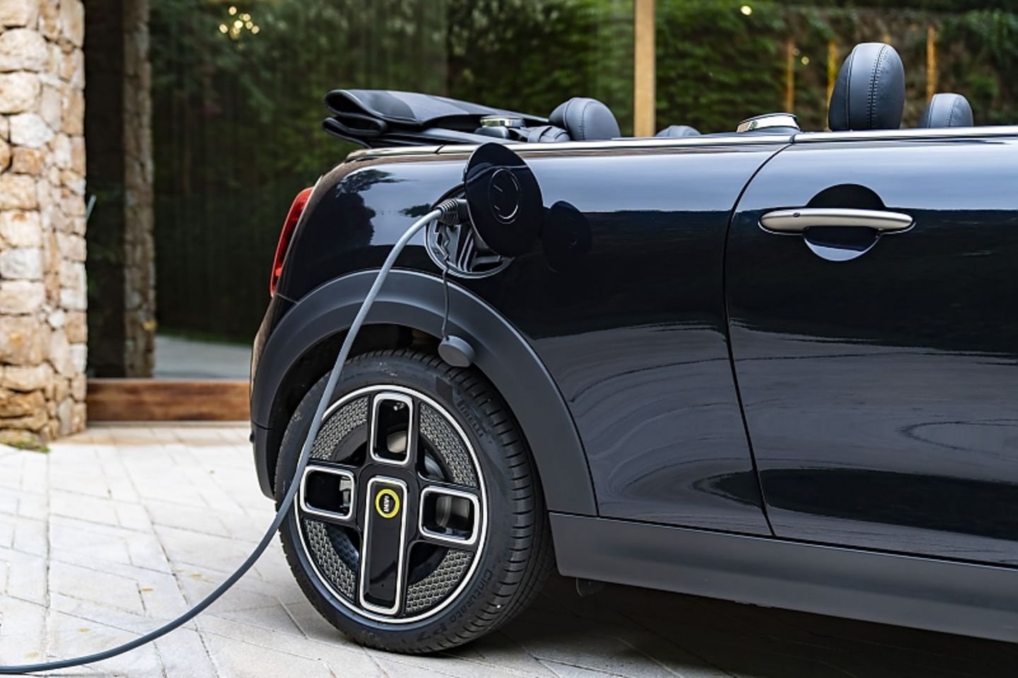 Mini Cooper SE Cabrio