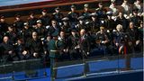Wladimir Putin hält eine kurze Rede. "Heute befindet sich die Zivilisation erneut an einem entscheidenden Wendepunkt", erklärt er. "Gegen unser Vaterland wurde ein echter Krieg entfesselt", fügt er hinzu. Einmal mehr stellt er Russland als Opfer dar – und nicht als den Angreifer. 
