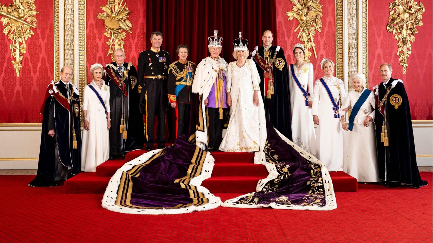 King Charles’ Inner Circle: Palace publishes royal portraits