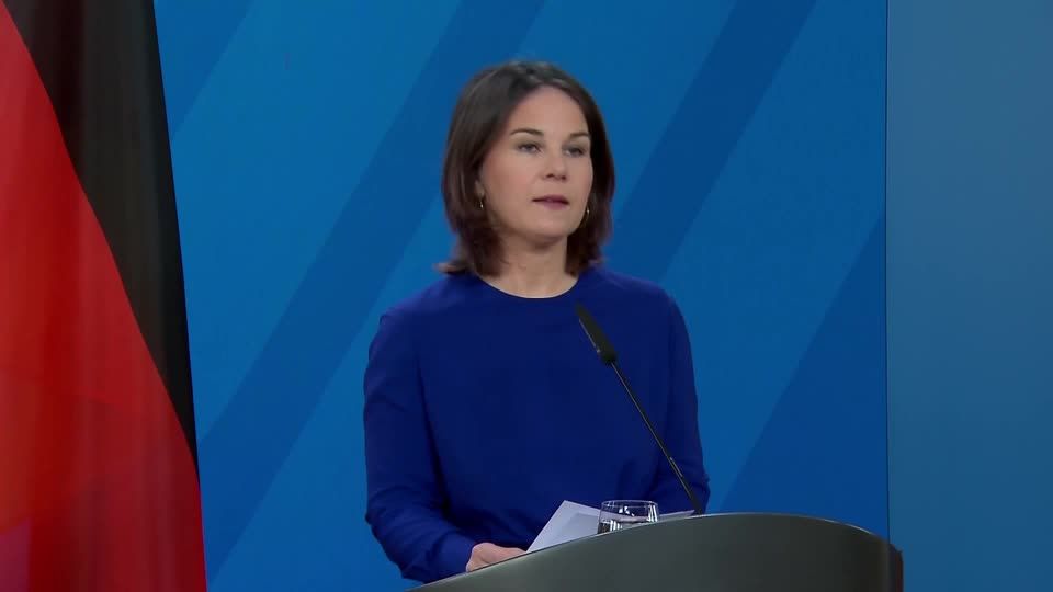 Video: Baerbock: Chinas Firmen dürfen EU-Sanktionen nicht unterwandern Video: Baerbock: Chinas Firmen dürfen EU-Sanktionen nicht unterwandern