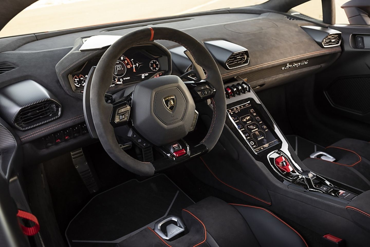 Lamborghini Sterrato