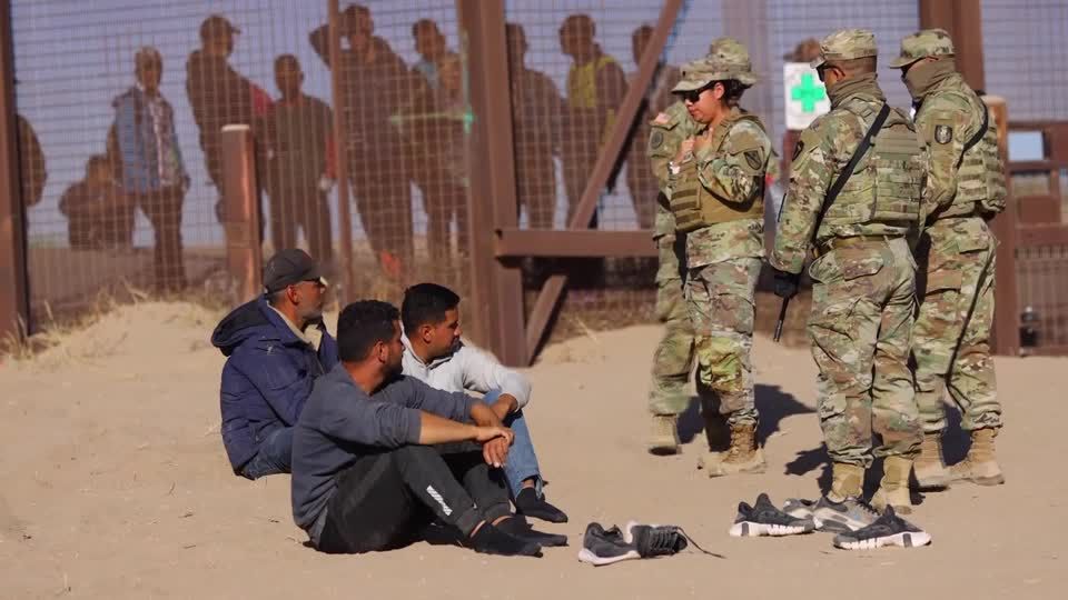 Video: USA verschärfen Asylregeln angesichts erwarteten Migrantenandrangs Video: USA verschärfen Asylregeln angesichts erwarteten Migrantenandrangs