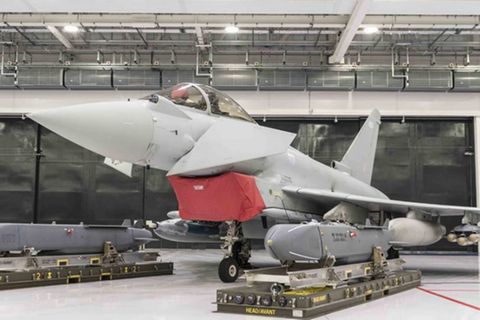Britischer Typhoon mit der Storm Shadow 