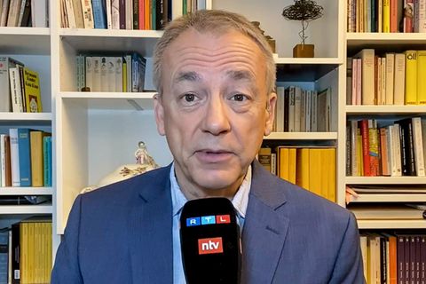 "Militärblogger haben 'Alarmstufe Rot' ausgerufen": Russland-Experte ordnet Front-Berichte ein