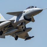 Ein chinesische Kampfflugzeug