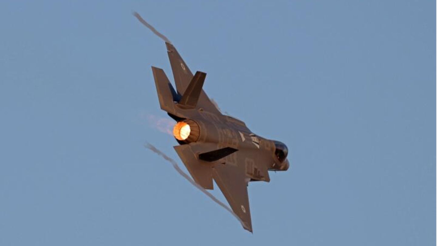F-35-Kampfjet im Flug