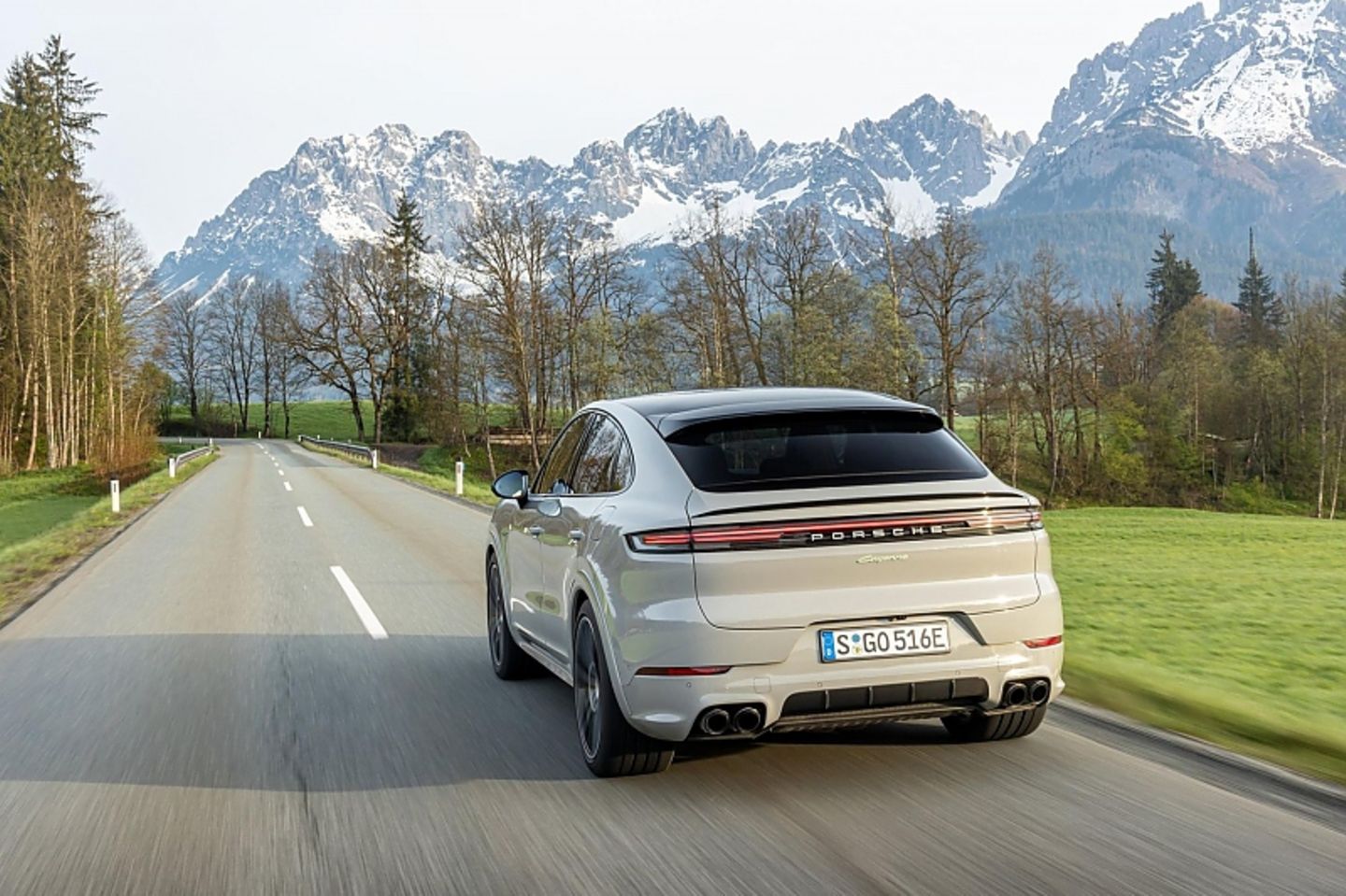 Porsche Cayenne E-Hybrid Coupé MJ 2023