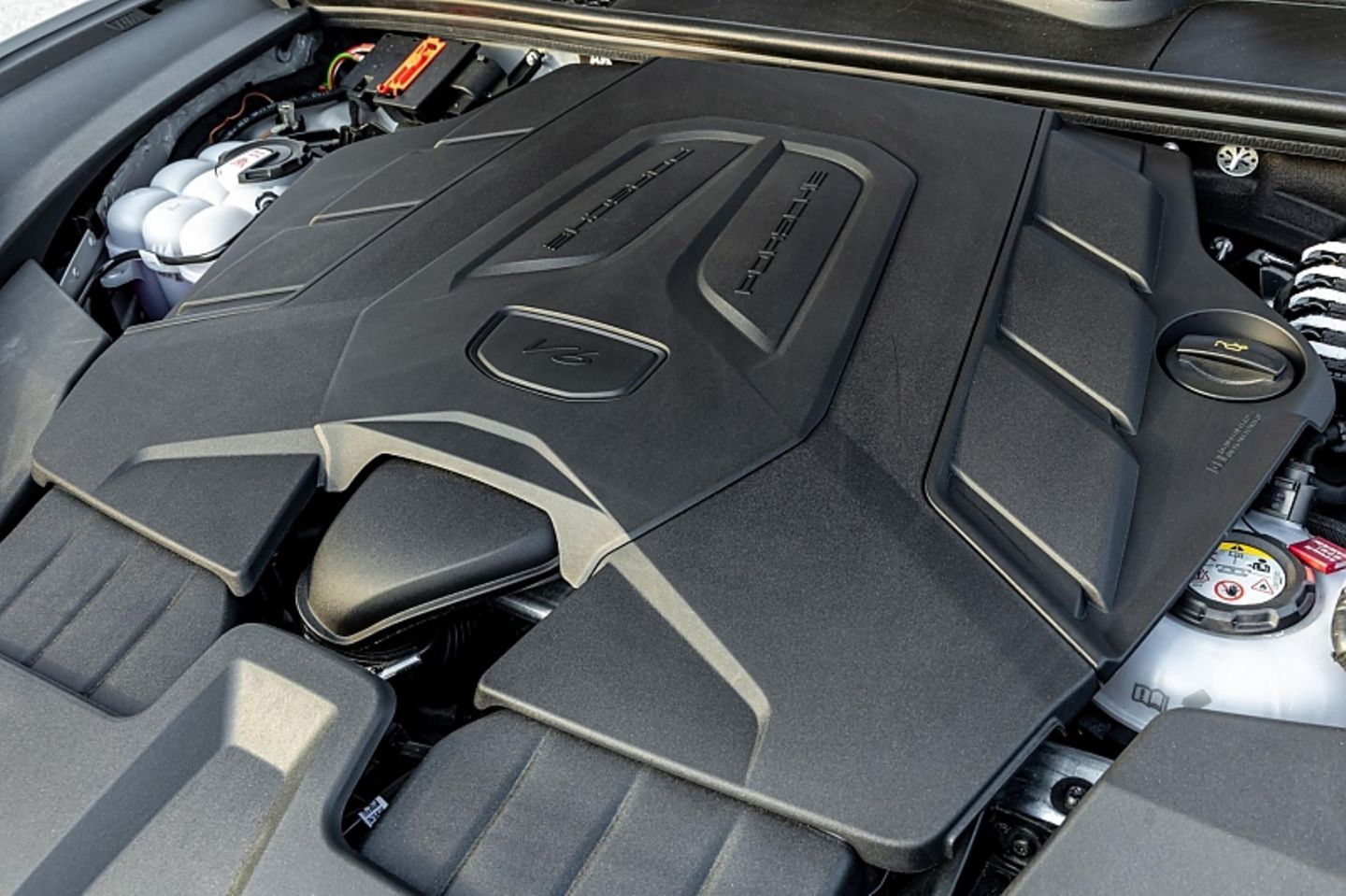 Porsche Cayenne E-Hybrid Coupé MJ 2023