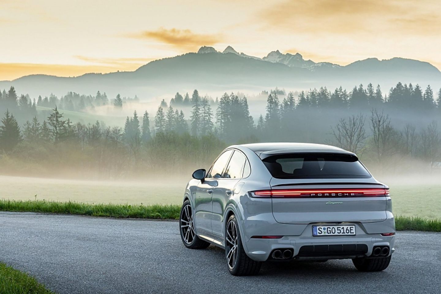Porsche Cayenne E-Hybrid Coupé MJ 2023