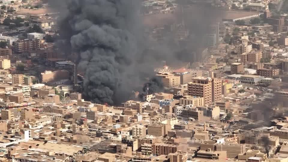 Video: Sudan: Einwohner von Khartum melden verstärkte Gefechte