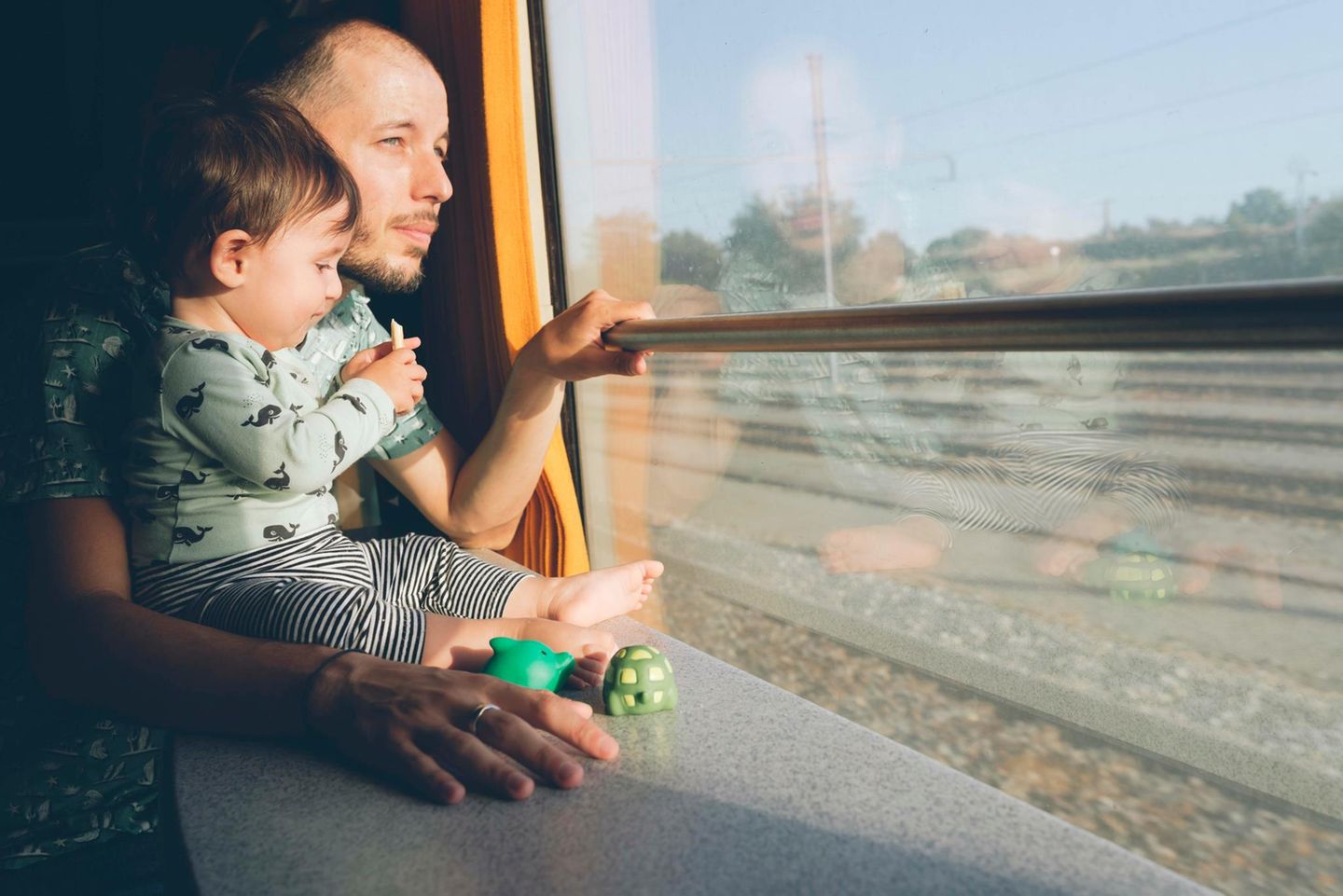 Am Vatertag Deutschland entdecken: Mit dem 49€ Ticket Insbesondere am kommenden langen Wochenende werden wahrscheinlich viele mit dem Deutschlandticket reisen.