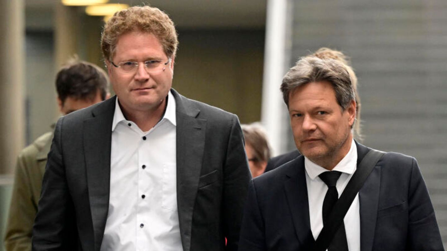 Bundeswirtschaftsminister Robert Habeck und sein umstrittener Staatssekretär Patrick Graichen