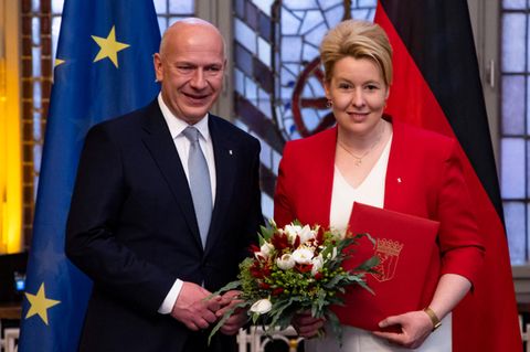Berlin: Der Regierende Bürgermeister Kai Wegner und Franziska Giffey bei der Ernennungszeremonieim Roten Rathaus