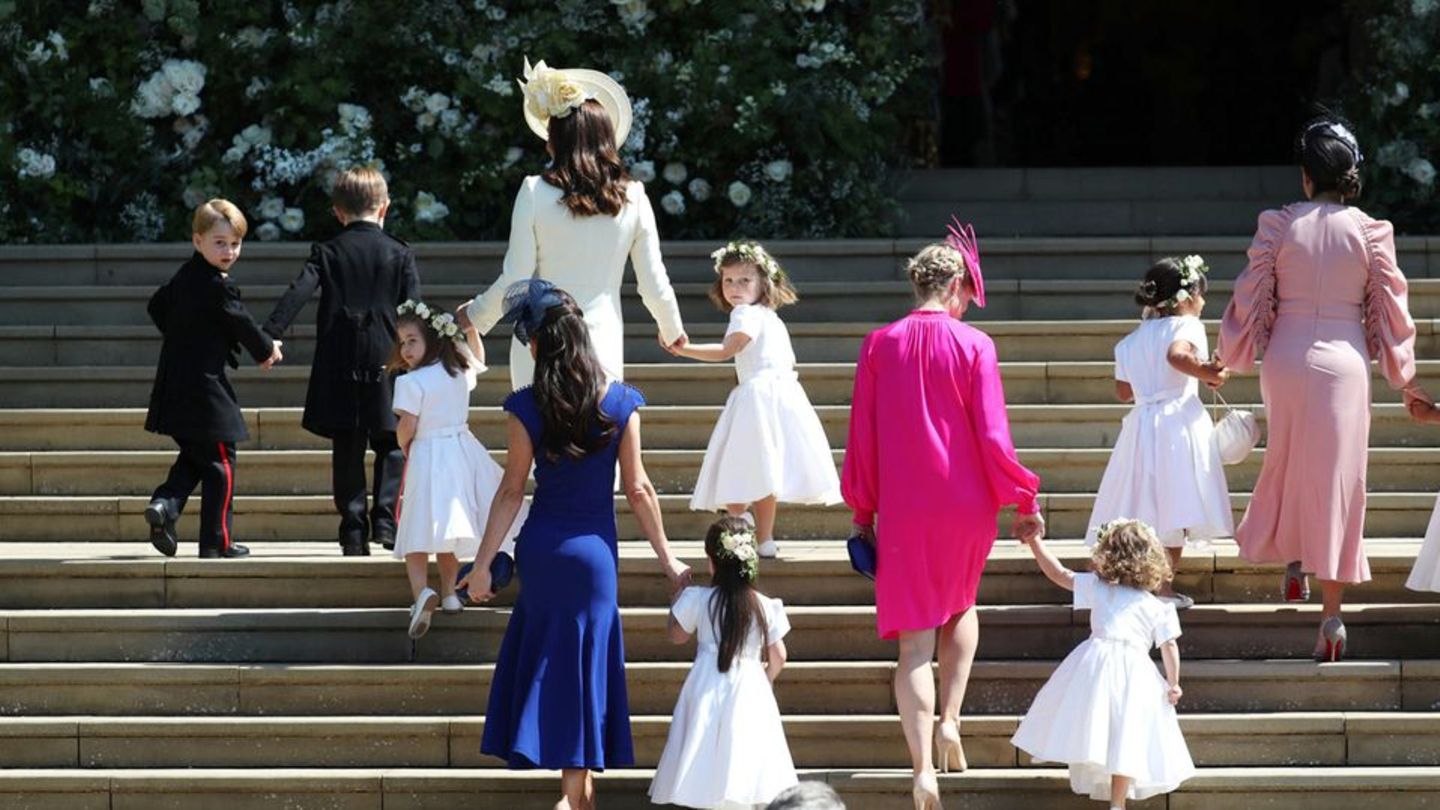 Brautjungfern und Pagen