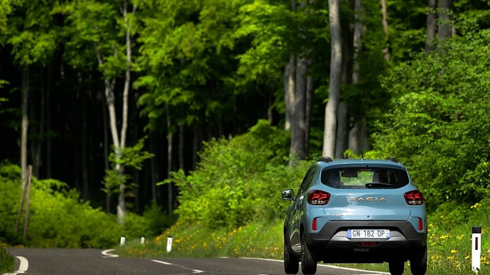 Dacia Spring Extreme Electric 65
