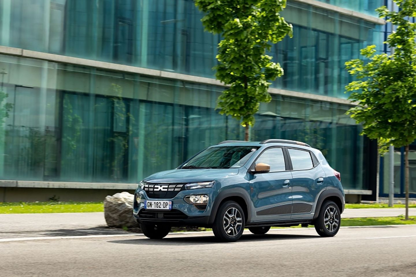 Dacia Spring Extreme Electric 65