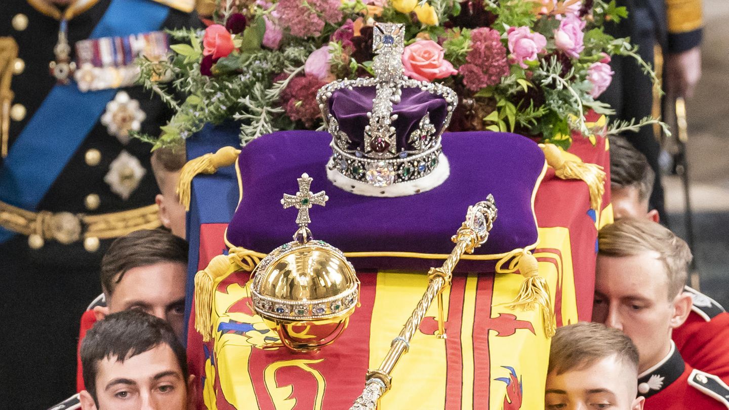 Queen Elizabeth II: State funeral costs Britons 162 million pounds