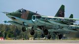 Die SU-25 kann sechs Tonnen Waffen transportieren.