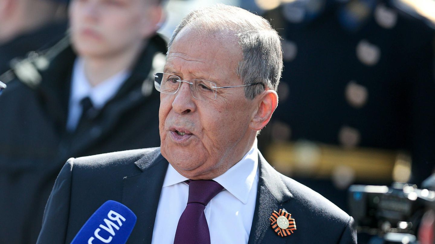 Sergei Lavrov: Daughter came to the wedding and was chased out of Georgia
