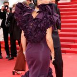 Rüschen zierten das Kleid von Selma Hayek auch auf der Rückseite