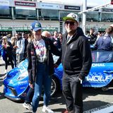 Viele Rennfans wollten bei der Startaufstellung mit DJ-Smudo von den Fantastischen Vier ein Erinnerungsfoto vor dem Start machen.